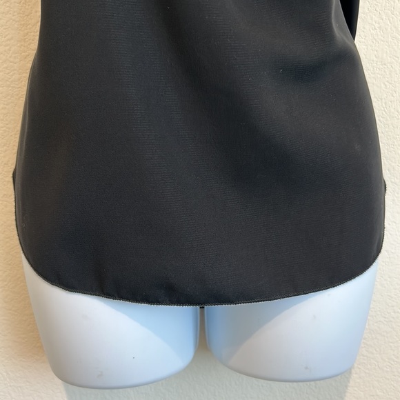 3/$15 Criss Cross Back blouse - Picture 7 of 7
